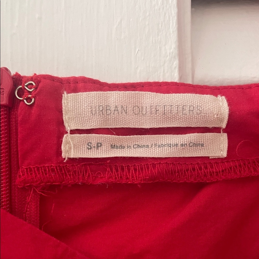 Urban Outfitters Red Ruffled Sleeveless Romper - Picture 2 of 3